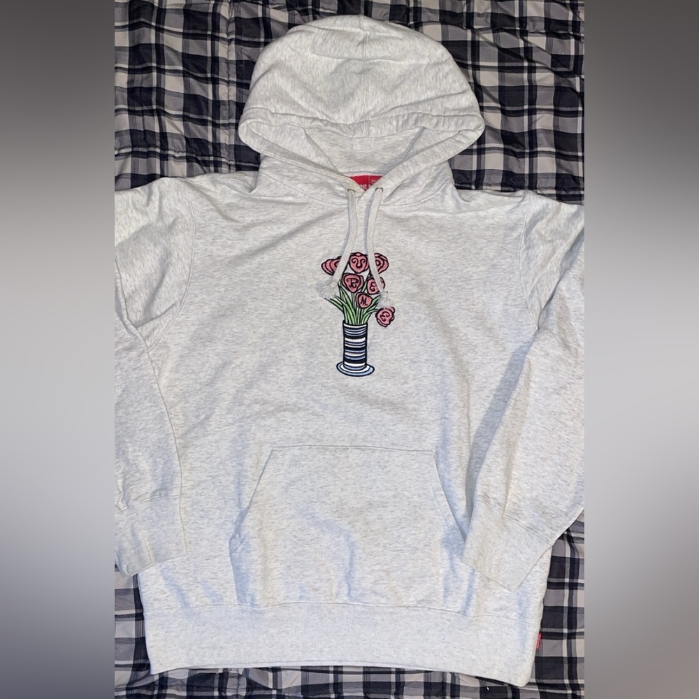 Supreme Flowers Hoodie Size Medium